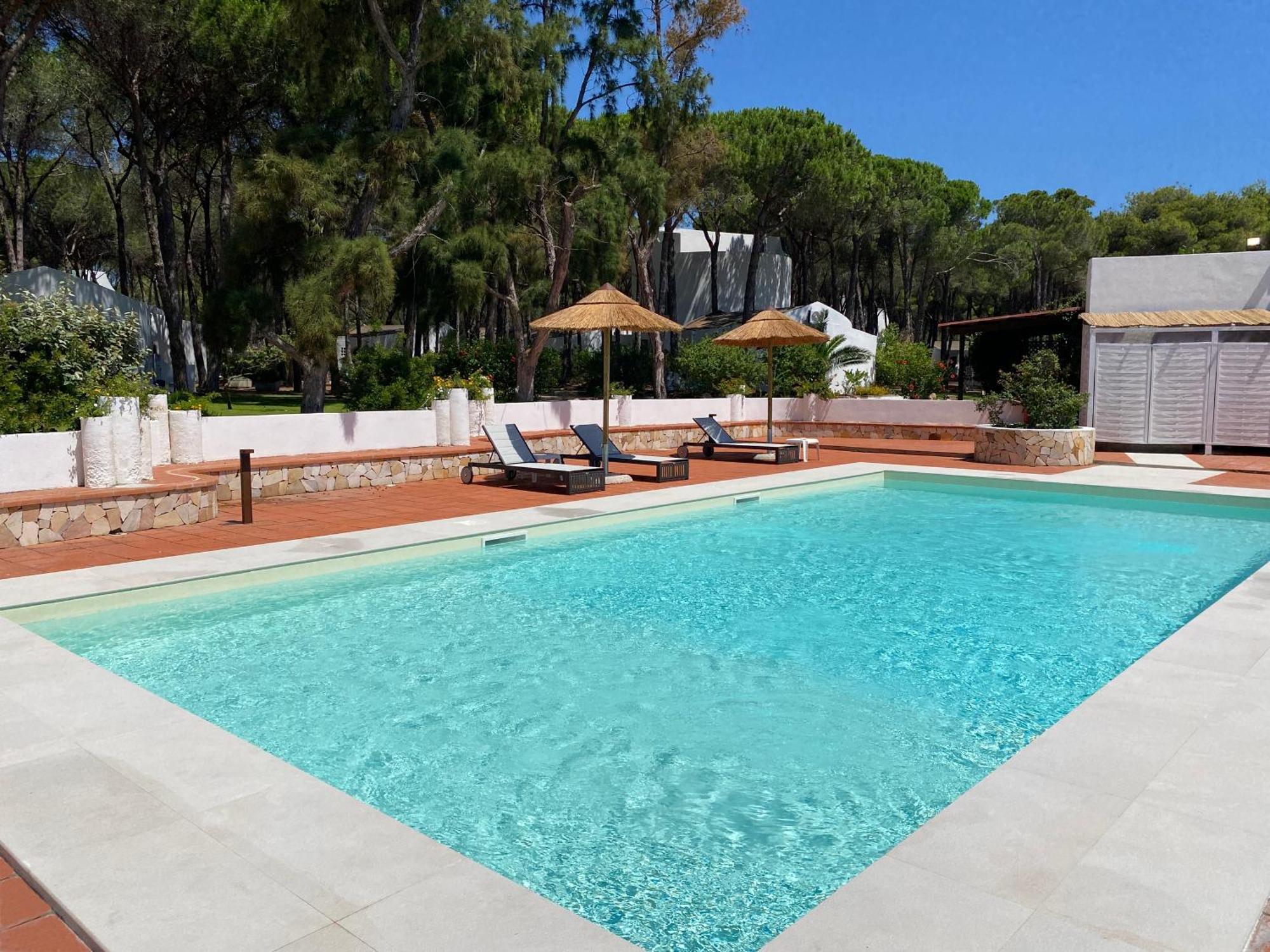 Hotel Mare Pineta Santa Margherita di Pula Eksteriør billede